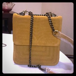 Zara woman yellow bag
